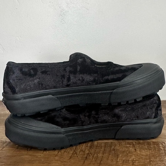 VANS SOLID BLACK STYLE 93 CRUSHED VELVET MARY JANE SNEAKERS WITH BUCKLE 7.5 - Picture 5 of 12